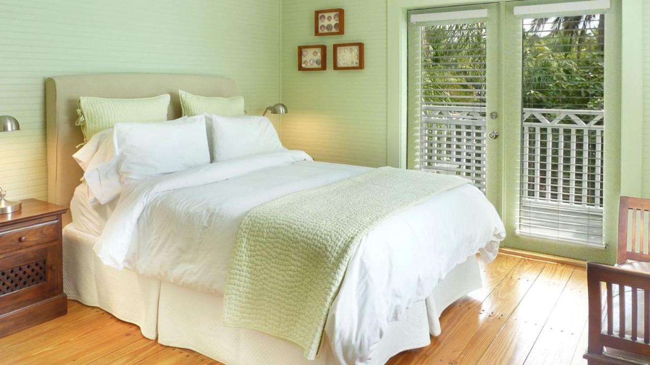 Cheeca Lodge & Spa Islamorada Εξωτερικό φωτογραφία A bed with a bedsheet
