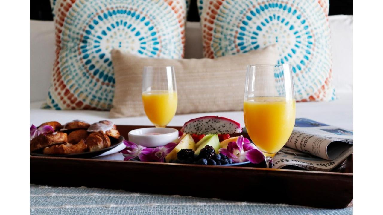 Cheeca Lodge & Spa Islamorada Εξωτερικό φωτογραφία A breakfast tray